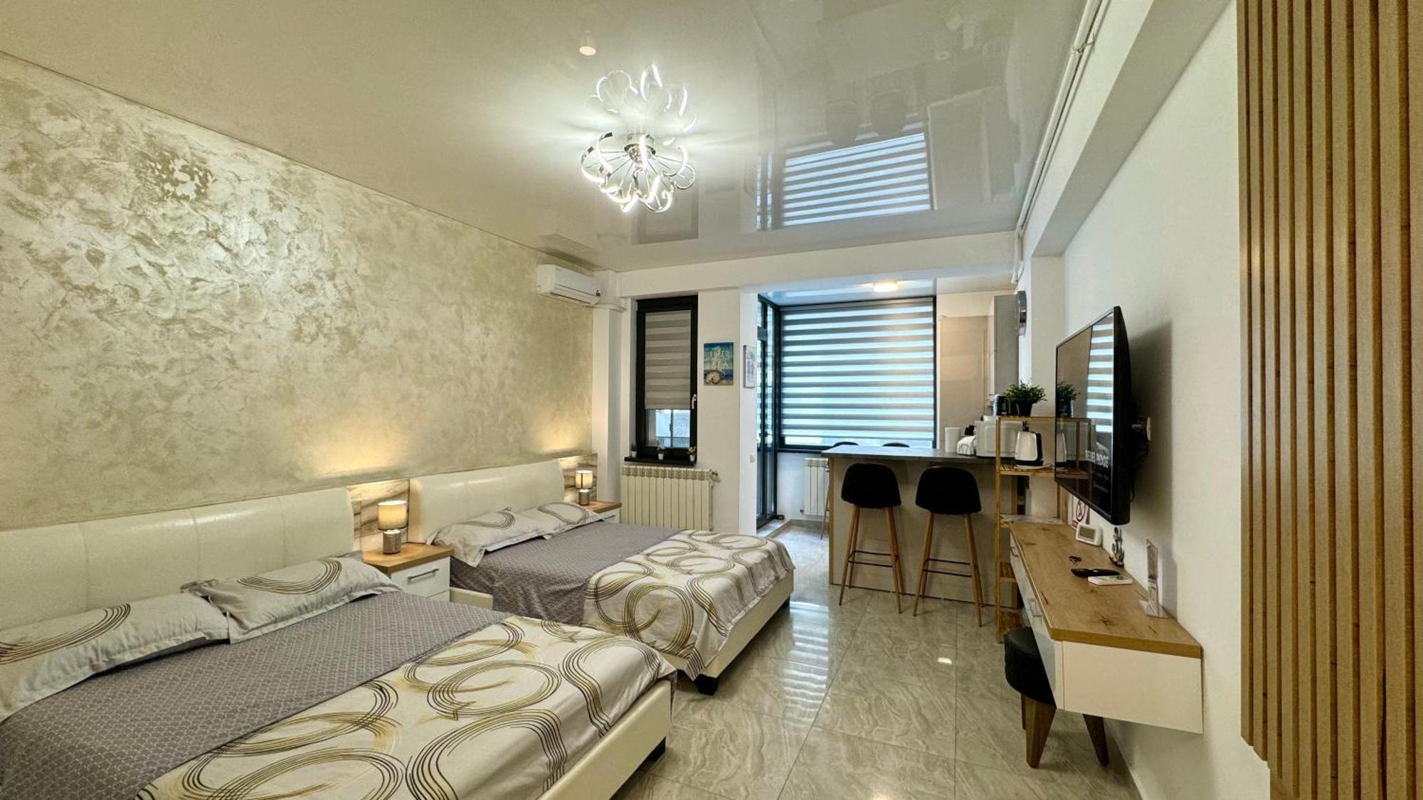 Seaview Deluxe Double Studio - Beachfront Resort Năvodari Exterior foto